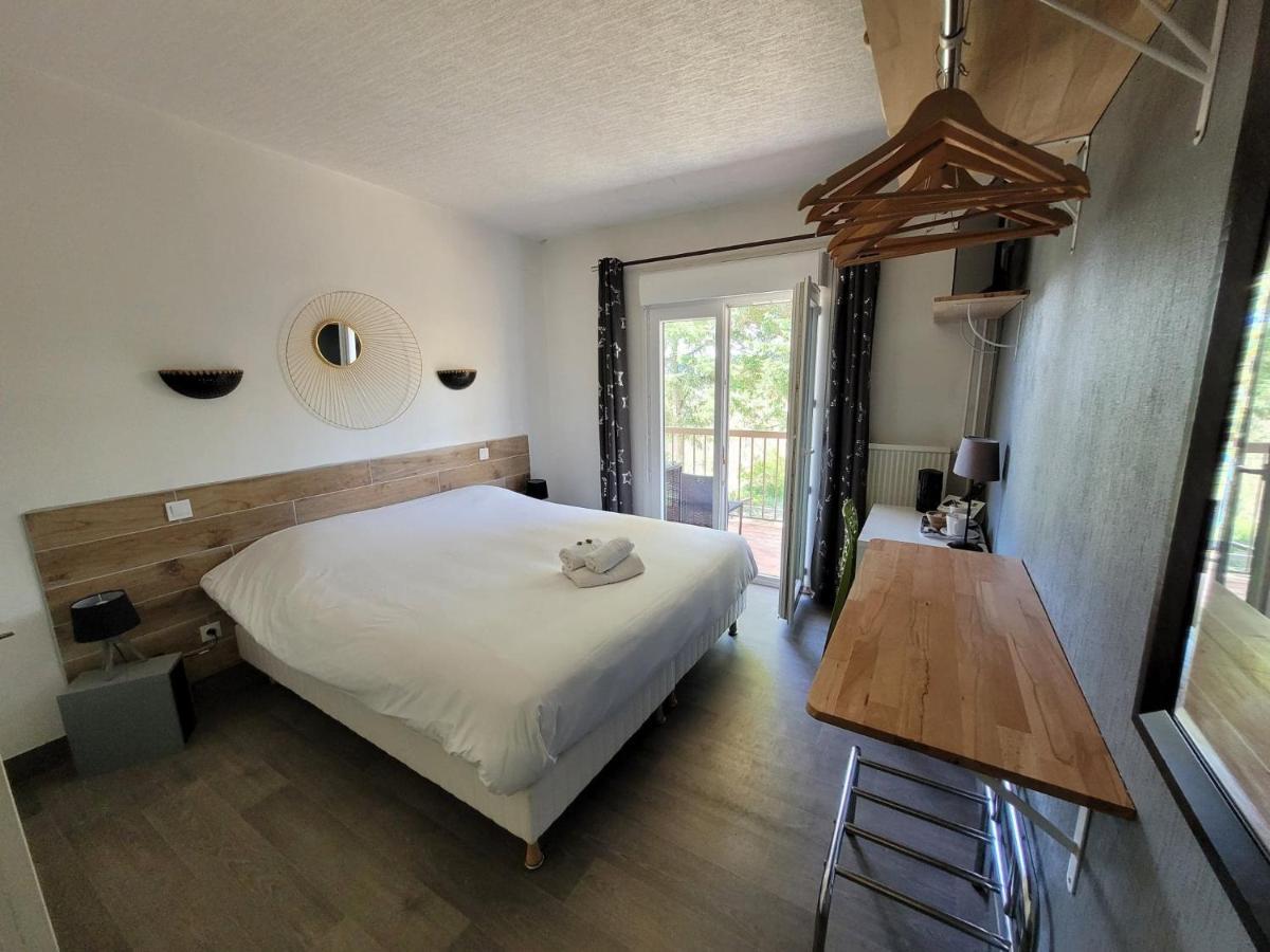 Logis Hotel Restaurant L'Escapade لاماستر المظهر الخارجي الصورة