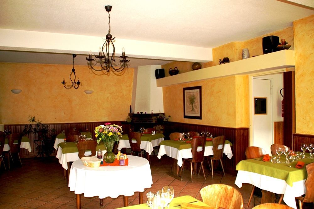 Logis Hotel Restaurant L'Escapade لاماستر المظهر الخارجي الصورة